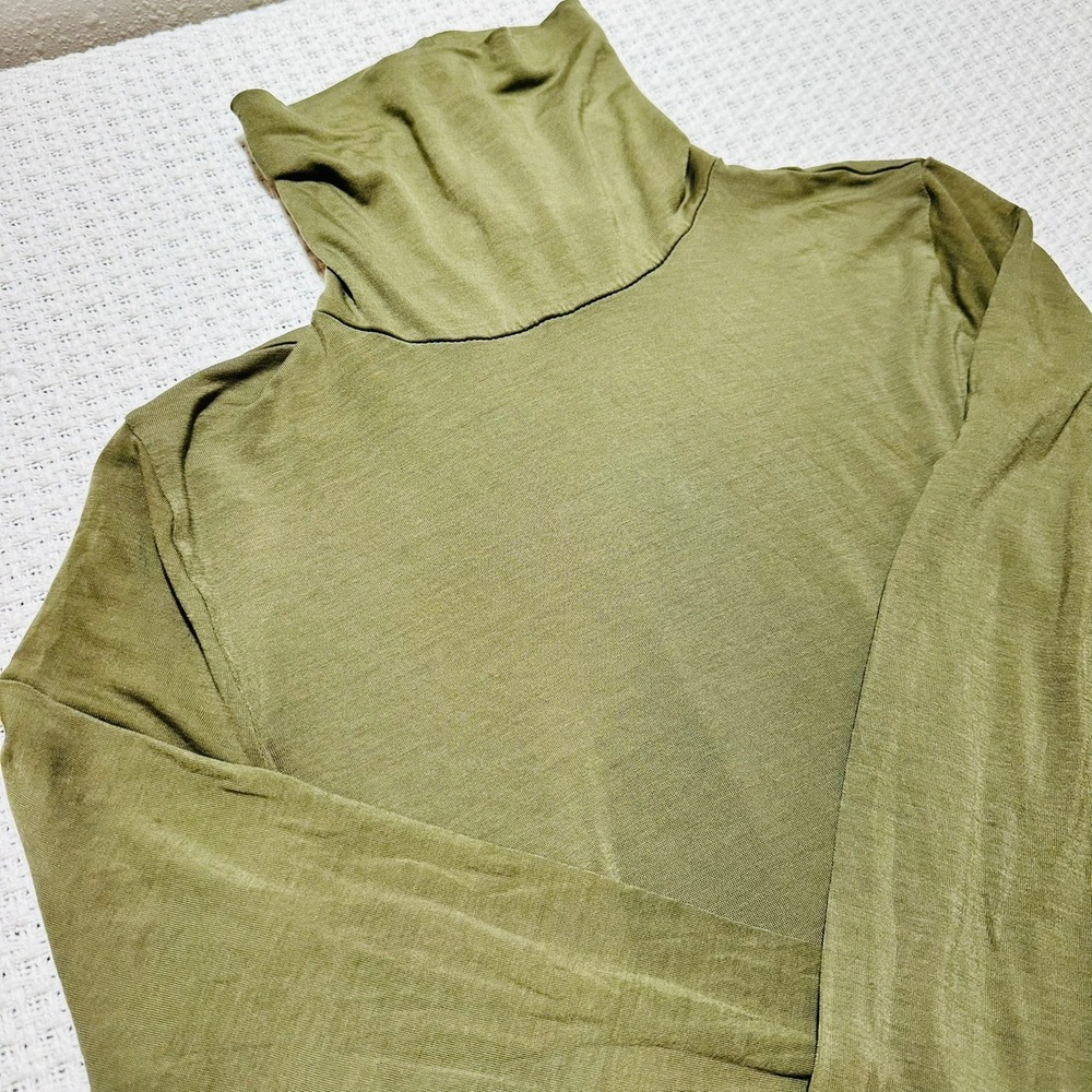 J. Crew Turtleneck Top Women‎ Med Olive Green 100% Tencel Lyocell Layering Silky - Picture 8 of 16